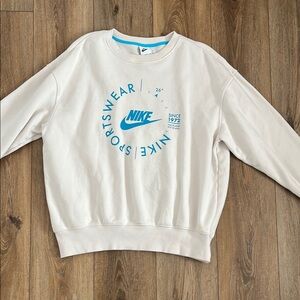 Nike White Sweatshirt